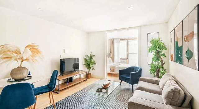 Коттедж 75-3c Brand New Duplex 3BR W D in the Unit