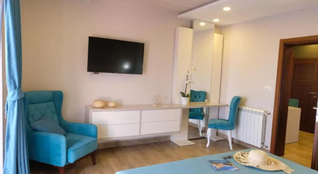 Апартаменты c 1 комнатой с балконом Apartments Eneida