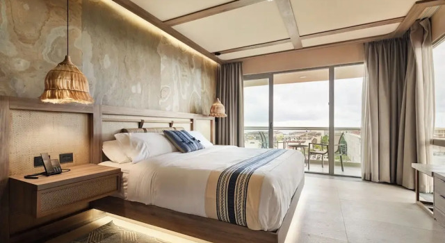 Двухместный номер Premium с балконом и с видом на океан Hotel Indigo Playa Del Carmen by IHG