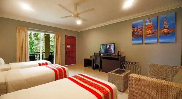 Номер Executive Tioman Dive Resort