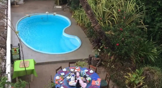 Pension Les Palmiers, Book Hotel Hoteller i Conakry med pool, Swimmingpool