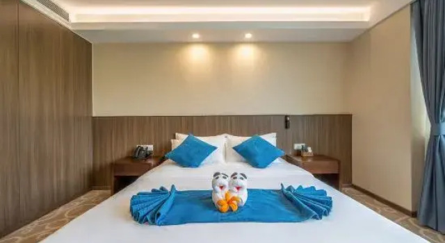 Люкс Deluxe Chuanhang Jinxiongmao Grand Hotel (Qingshan Airport)