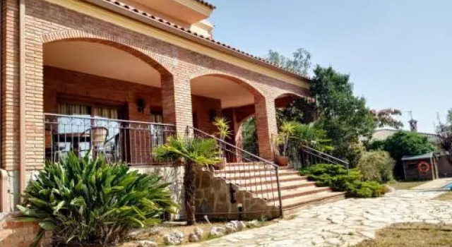 Villa Merce, Boek Villa Botarell El Baix Camp