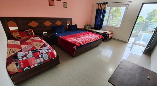 Люкс Deluxe Goroomgo Naturevilla Cafe & Homestay Rishikesh