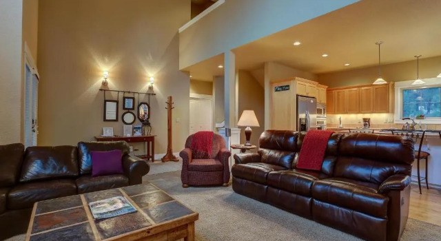 Big Pine-AC-3BR/2.5BA, Забронировать Апартаменты/квартира Бенд Bachelor, рядом с Oregon Trail of Dreams