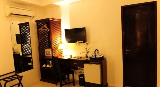 Двухместный номер Standard с балконом Boracay Summer Palace Hotel