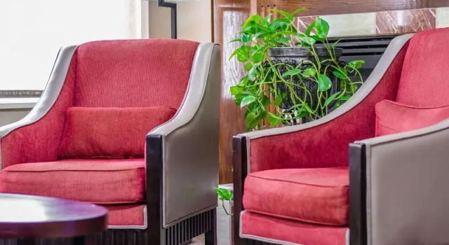 Люкс Standard Quality Suites St. Joseph