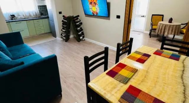 Bejart Apartment 3, Забронировать Апартаменты/квартира Отели области Тираны с парковкой, Парковка