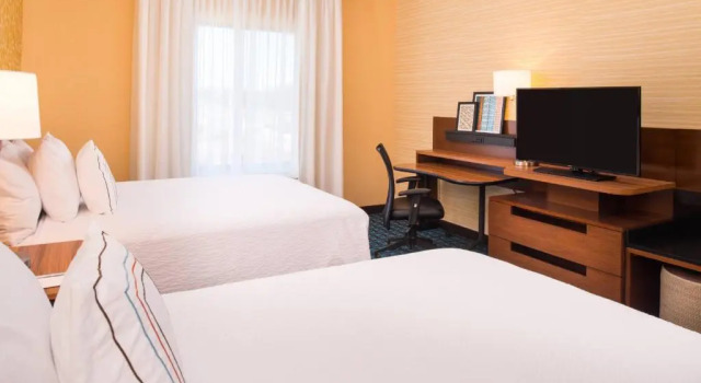 Четырёхместный номер Standard Fairfield Inn & Suites by Marriott Akron Stow