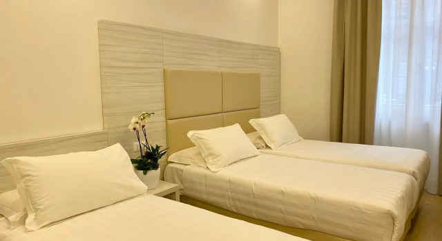 Трёхместный номер Standard Hotel Fioralba