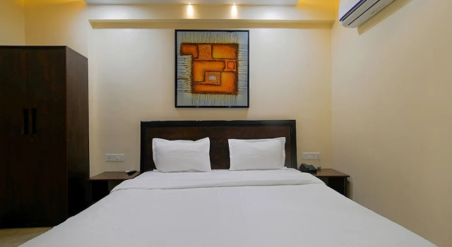 Номер Executive FabHotel Imperial Regency