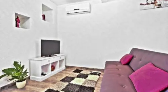 CICI house with apartment, Забронировать Апартаменты/квартира Умаг Umag Riviera