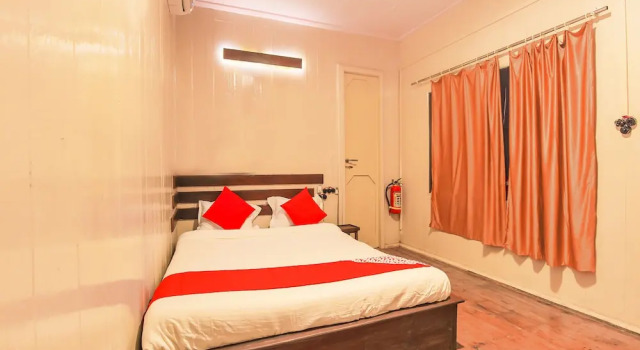 OYO 19172 Sea View Wooden Cottages, Prenota Hotel Anjuna 