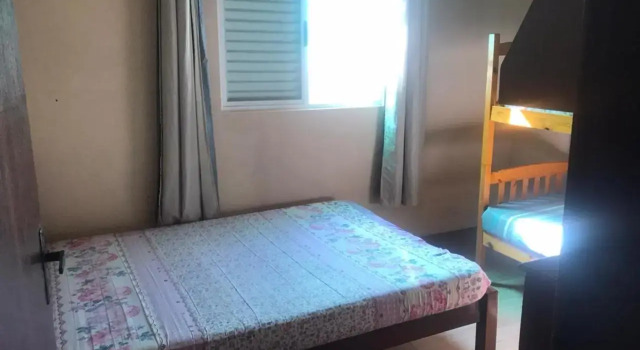 CASA 2 DORM em CONDOMINIO 250 Mts PRAIA MARANDUBA Com CHURRASQUEIRA 02 Vagas Garagem com Wifi Gratis