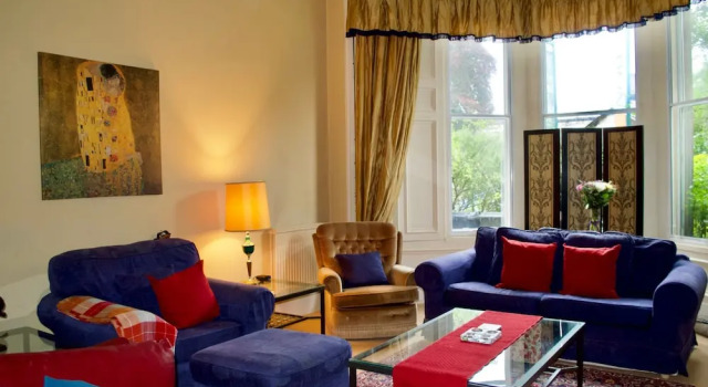 Central 2 Bedroom Home In Edinburgh