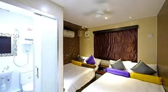Camera tripla Deluxe Pay-Less Guest House A2
