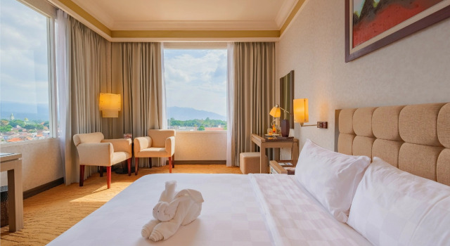 Exécutive chambre Grand Wahid Hotel Salatiga