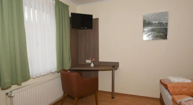 Ellen Hotel