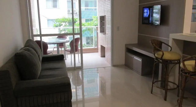 Apto 2 dorm c/ piscina - Praia de Palmas