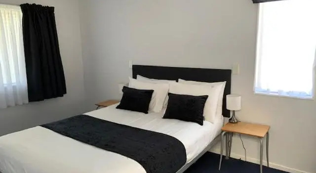 Апартаменты Fergussons Motor Lodge