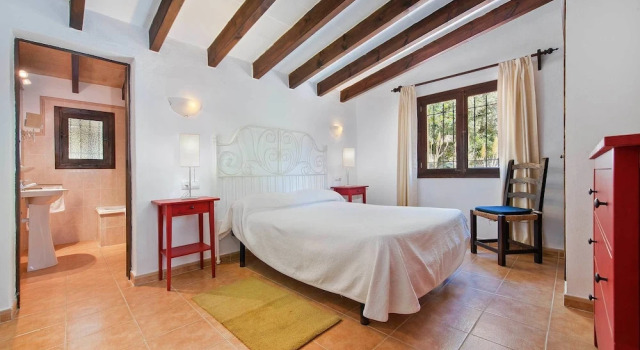 Can Moragues, Book Hotel Pollença Majorca