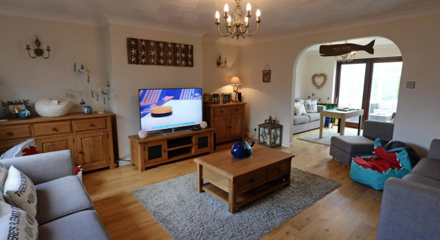 Swallow Dale - Large Pet Friendly Cottage