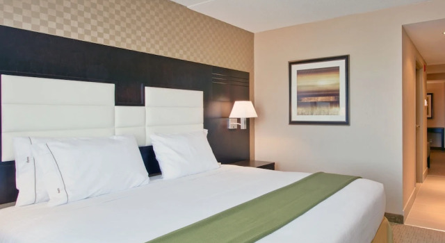 Двухместный номер Standard Holiday Inn Express & Suites Ottawa West - Nepean by IHG