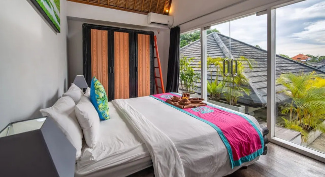 Вилла с 4 комнатами с балконом Serene 4br Seminyak Villa with Tropical