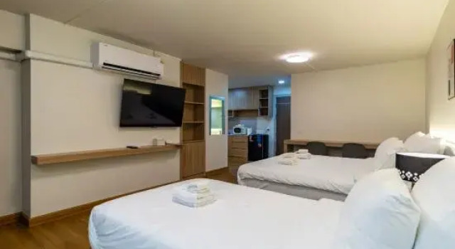 Люкс Chorbnorn Hotel