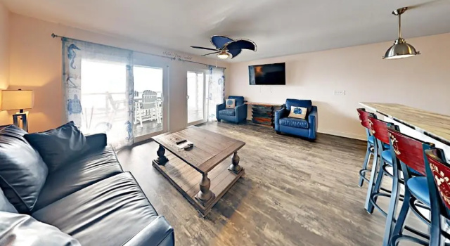 Put-in-Bay Waterfront Condo #105, Buchen Sie Hotel Lake Erie Islands USA