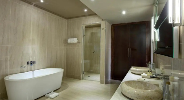 Полулюкс Palala Boutique Game Lodge and Spa
