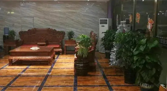 CrownePLAZAFenzheng, Book Hotel Hotels in Inner Mongolia with Parking, Parking