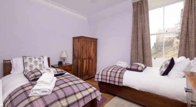 Апартаменты с 2 комнатами JOIVY Charming 2-Bed Flat Near Edinburgh Castle