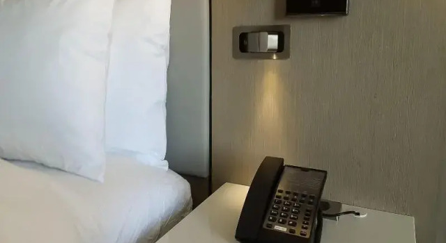 Четырёхместный номер Standard Courtyard by Marriott Los Angeles Monterey Park