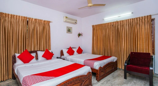 Uv Comforts By OYO Rooms, Забронировать Отель Отели штата Карнатаки с парковкой, Парковка