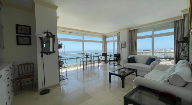 Апартаменты с 2 комнатами с видом на море Apartamentos La Roca Rentals