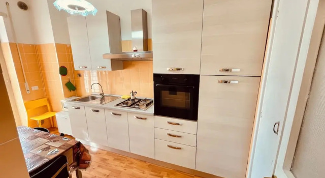 Rome to You - EASY STAY Apartment, Buchen Sie Ferienwohnung Rom Latium, in der Nähe von Jonio