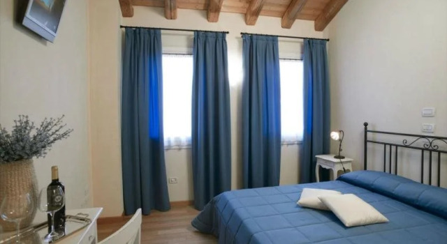 Tenuta Santomè, Забронировать Отель Отели Ронкаде с парковкой, Парковка