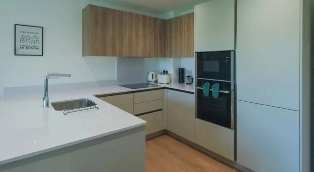 Коттедж Luxury Manchester Apartment - Blue