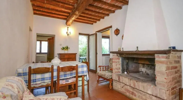 Cozy Farmhouse in Castiglione del Lago With Swimming Pool, Забронировать Апартаменты/квартира Отели Озера Тразимено с бассейном, Бассейн