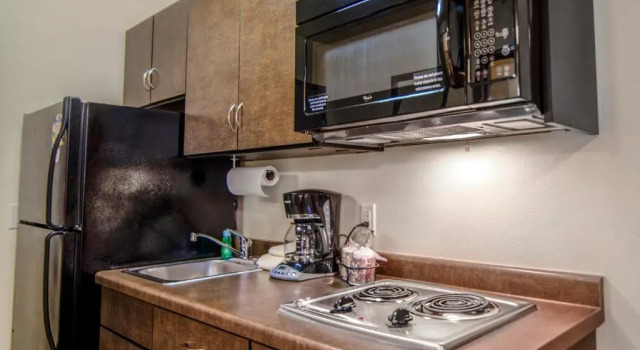 Четырёхместный номер Standard My Place Hotel-Dickinson, ND