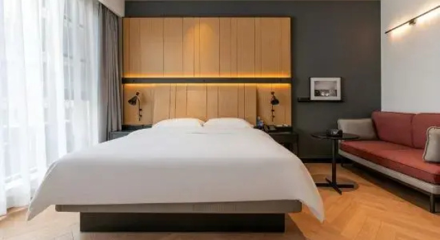 Люкс Platinum Renshou Nanyue Design Hotel (Renshou Wanda Plaza store)