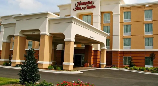 Четырёхместный номер Standard Hampton Inn & Suites Scottsboro