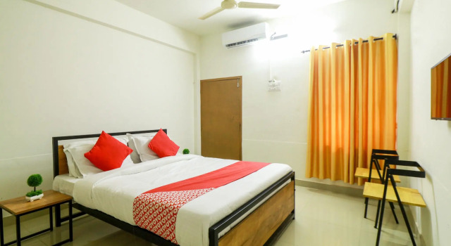 OYO 38562 Delma Residency