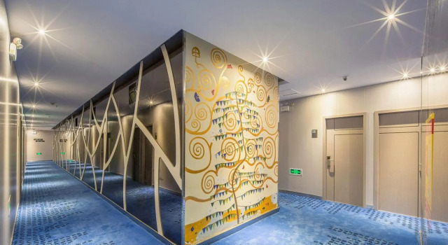 7Days Inn Hotel (Nanning Chaoyang Square Railway Station), Rezerwuj Hotel Hotele w Nanning z parkingiem, Parking