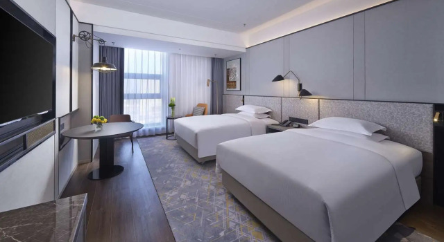 Luksusowy dwuosobowy pokój Doubletree By Hilton Anshan