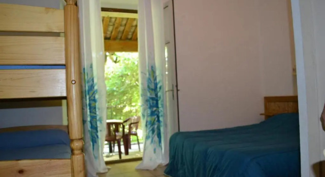 Четырёхместный номер Standard Auberge Les Sibourgs