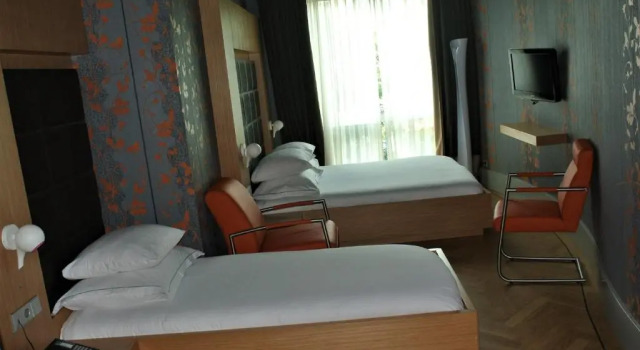 Трёхместный номер Standard Amadi Park Hotel