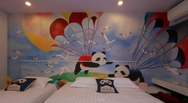 Wunan Zoo Family Homestay, Prenota Bed & breakfast Hotel a Jiaosi con piscina, Piscina