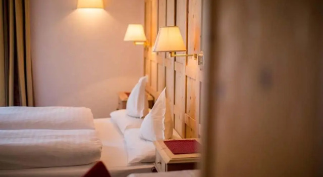 Номер Deluxe Al Plan, A mountain moving hotel